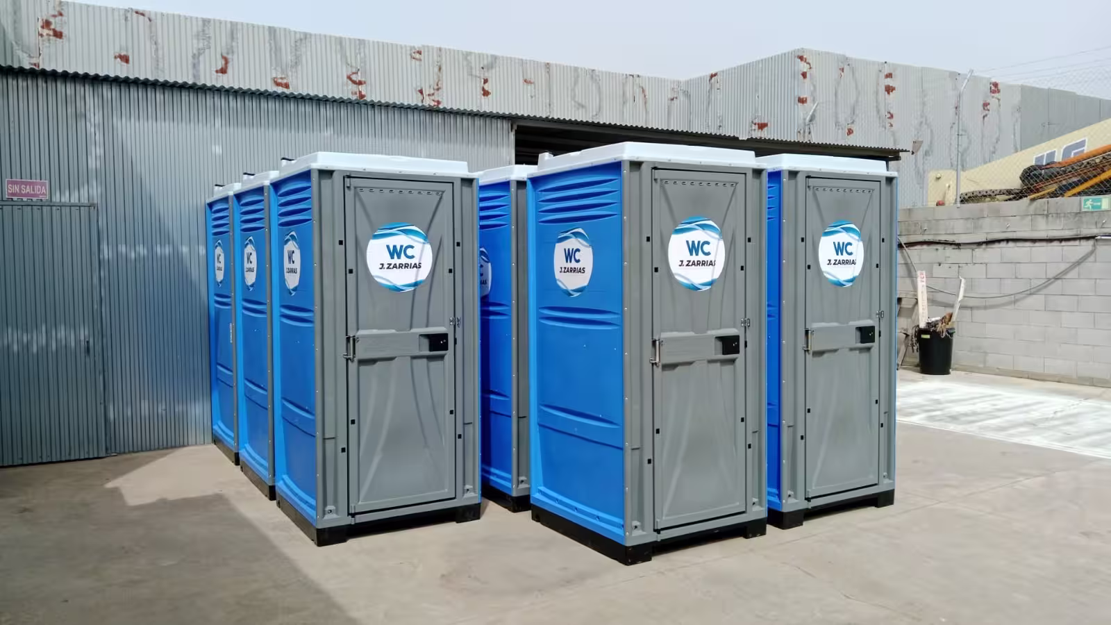 Alquiler de baños portátiles: beneficios y utilidades